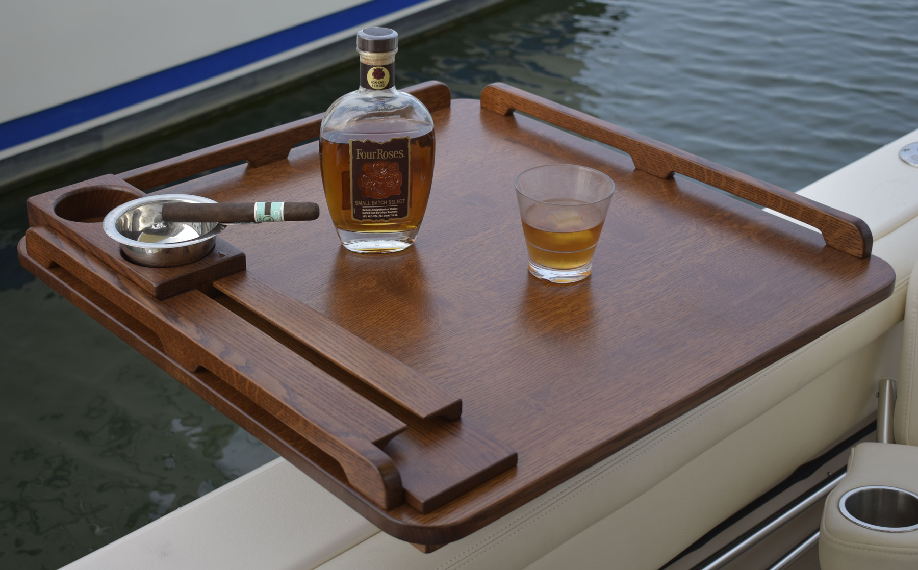 Gunwale Mount Table Setting